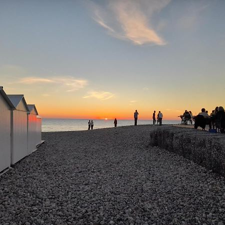 Charmante Villa Plein Sud 50M De La Plage - Balcon Vue Laterale Sur Mer - Equipee De La Fibre, Wifi, Internet Mers-les-Bains Luaran gambar
